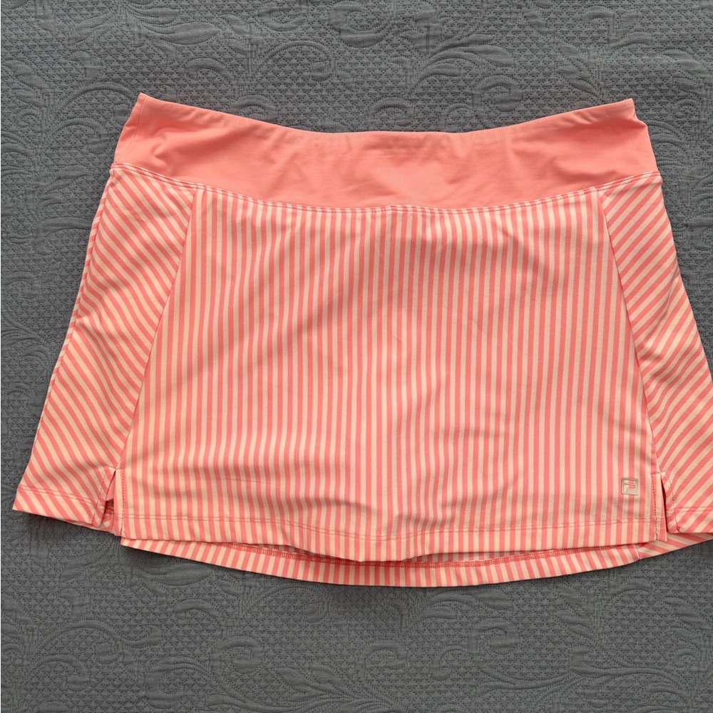 Fila tennis skort- pink and white stripe - size large - LIKE NEW!
